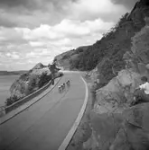 Cykeltävlingen Bohusrundan den 20 augusti 1948 passerar Hästepallarna