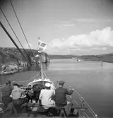 På passagerarbåt i Sotenkanalen