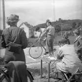 Cyklisten Arvid Adamsson segrare i Backamoloppet 1948