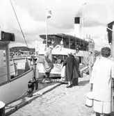 Båtutflykt från Uddevalla hamn den 17 juni 1956