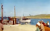 STJÄRN II går mot Nordkosters bryggor omkring 1955