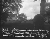 Enligt text på fotot: 