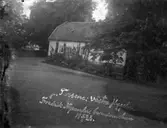 Enligt text på fotot: 