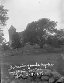 Enligt text på fotot: 