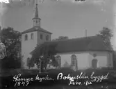 Enligt text på fotot: 