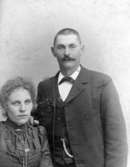 Brudparet Selma och Anders-Johan Lindqvist, Spekeröd 1902