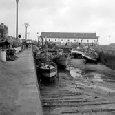 11. Frankrike. Fotojournal finns på B.M.A. + fotoalbum.
Samtidigt förvärv: Böcker och arkivmaterial.
Foton tagna 1959-10-17.
12 Bilder i serie.