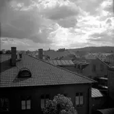 Utsikt över kvarter Klosters fabriksområde i Jönköping. I förgrunden ligger bland annat Mejeriföreningen och bakgrunden Södra skolan, nuvarande Torpaskolan.