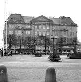 Hovrättstorget i Jönköping. I bakgrunden ligger Grand Hotel och Teatern.