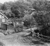 Bron över Huskvarnaån till Klevaliden på 1860-talet.