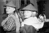 Bosgårdens barnträdgård 1938-1945. Barn som leker 