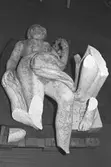 Dokumentation av lagning av skulpturer Bacchus och Flora efter sönderslagningen 1993.