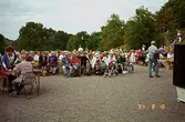 Ett evenemang vid Gunnebo slotts norra sida, maj 1995.