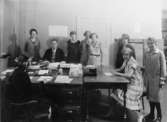 Gruppfotografi från Postgirokontorets skatteavdelning, 1928.