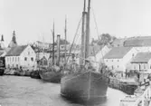 Postångfartyget Polhem i Visby hamn år 1865.