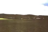 Åkermark i Hällesåker, oktober 1993. Dålig bildkvalitet.
