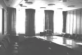 Ett sammanträdesrum i Mölndals stadshus, mars 1988.