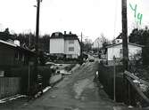 Bostadshus längs Lyckogatan i Toltorpsdalen, Mölndal, 1970-tal.