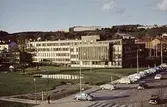 Stadsvy över Mölndals stadshus på Knarrhögsgatan i Mölndal, 
år 1965.