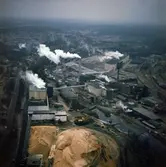 Flygfotografi över Hylte Bruks fabriksområde, år 1974.
