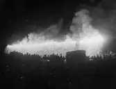 Mölndals stad 25 år. Nyårsskiftet 1946-47.

Foto ur album som tillhört Maj Carlsson (givarens moster) f. 1920 d. 2008. Maj bodde i Mölndal på Pomonagatan och Broslättsgatan 4, aktiv i Missionsförsamlingen (först Trädgårdsgatan, sedan Bifrost).