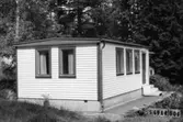 Byggnadsinventering i Lindome 1968. Skäggered 3:40.
Hus nr: 569A4006.
Benämning: fritidshus och redskapsbod.
Kvalitet: god.
Material, fritidshus: trä.
Material, redskapsbod: eternit.
Tillfartsväg: ej framkomlig.
Renhållning: ej soptömning.