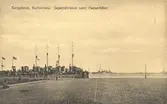 Vykort från kungsbron i Karlskrona med jagaredivisionen och Pansarbåtar