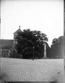 Helga Trefaldighets kyrka och Odinslund, Uppsala 1900 - 1901