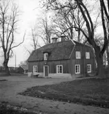 Trädgårdsmästarbostad vid Kungsängen.
Exteriör.