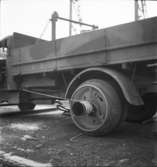 Lastbil med kran, Arméförvaltning
Detalj med kraftöverföring från hjulaxel.