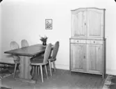 Uppställd möblering
Matsalsmöbel och skåp
Interiör