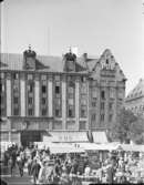 PUB
Hötorget med torghandel
Exteriör