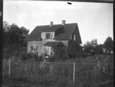 Lärarebostaden. (Taget före 1931).