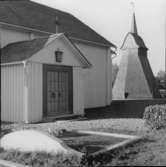 Dalskog kyrka, Klockstapel.