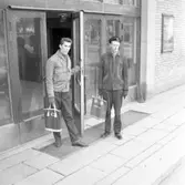 Färdiga med skrivningen