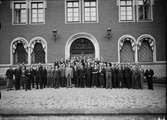 Sannolikt personal vid Upsala Sparbank, Kungsgatan, Uppsala 1935