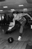 Bowlare i Kållereds bowlinghall, år 1984.

Fotografi taget av Harry Moum, HUM, Mölndals-Posten.