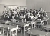 Elever i klassrum i Vasaskolan, 1953