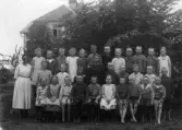 Skolklass utanför Alltorps skola, 1910-tal