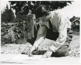 Stig Pettersson, polis i Lammhult 1949-53 med skissarbete under ett uppdrag, 1949.