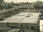 Grundläggningsarbetet pågår. Bild tagen i samband med arbetet att uppföra Gävle Museum åren 1938-40.
