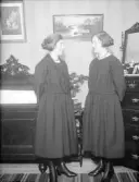 Systrarna Zeffer, Österbybruk, Uppland 1922