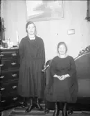 Systrarna Zeffer, Österbybruk, Uppland 1922