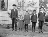 Barn på rad, Österbybruk, Uppland