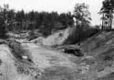 Åsskärning i Norrbyås ungefär 500 meter söder om kyrkan, 1964