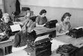 Maskinskrivningskurs på skola i Örebro, 1941