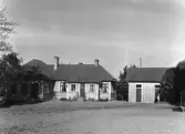 Byggnader vid Västra skolan i Almby, 1948
