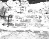 Gudsberga kloster, Husby socken. Pelarbas i korpartiet mot den norra muren.