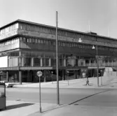 Smart gatubelysning vid Medborgarhuset, 1965