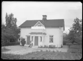 Hus, exteriör, Andersson, Kolbäck.
Ur Gustaf Åhmans samling.